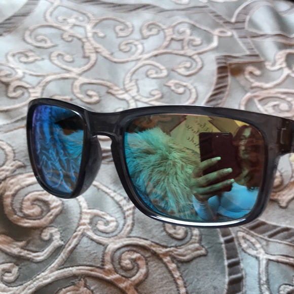 Blenders Canyon North Point Blue mirror lens sunglasses - Picture 5 of 13